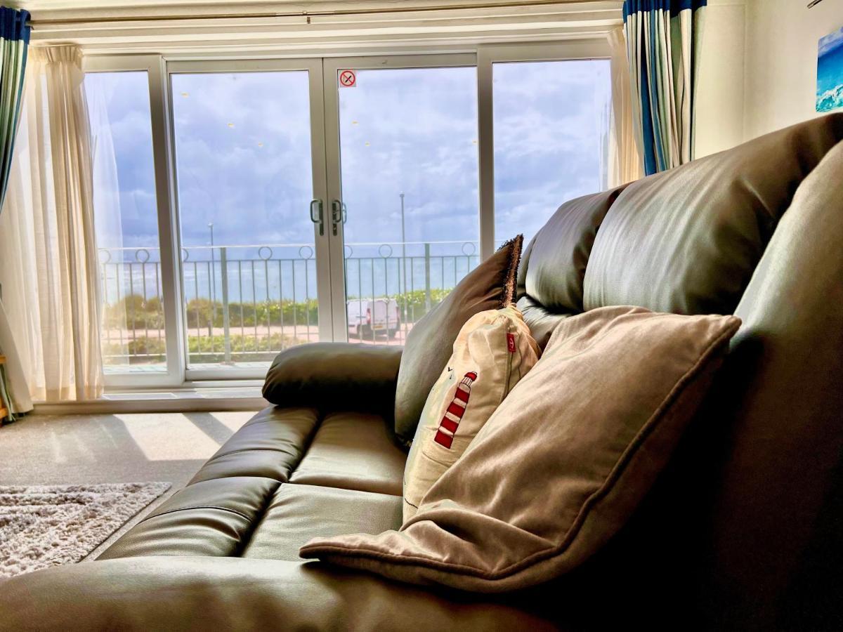 Stunning Beach Front House - Sleeps 6 Pwllheli Exteriér fotografie