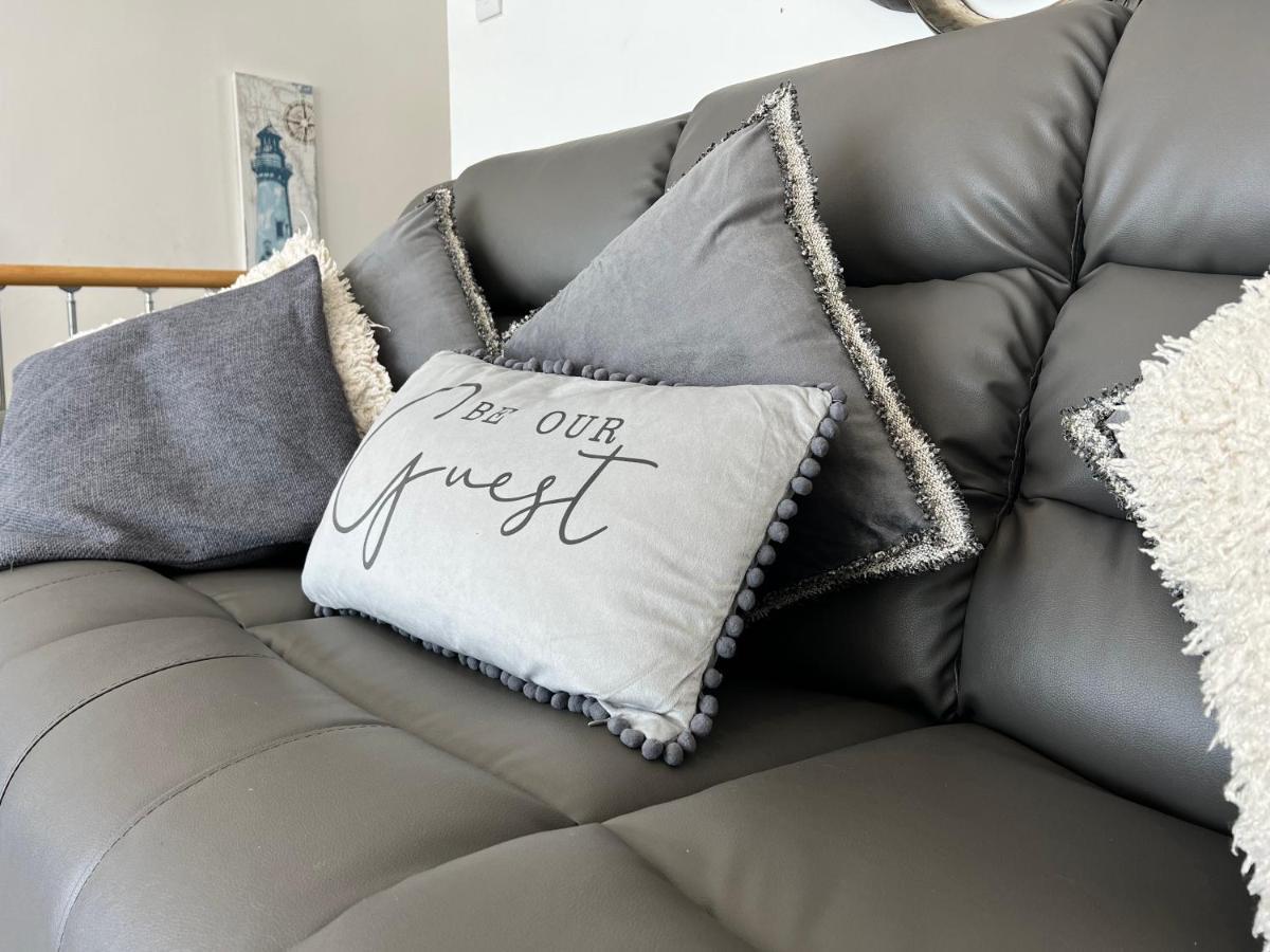 Stunning Beach Front House - Sleeps 6 Pwllheli Exteriér fotografie